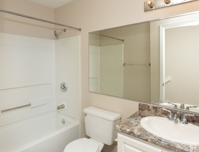 3BR,2.5BA-1,196SF - Springwood Townhomes