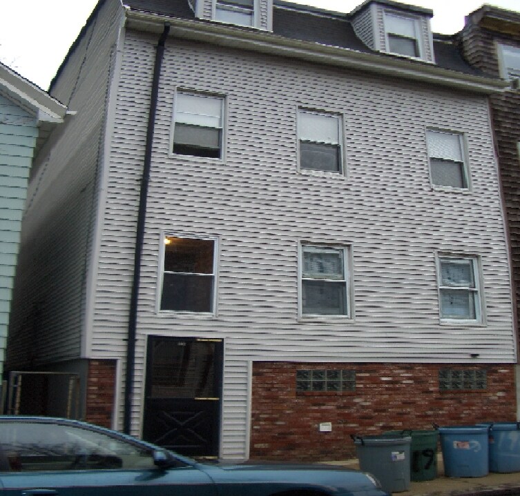 192 Brooks St, East Boston, MA 02128 192 Brooks St East Boston, MA