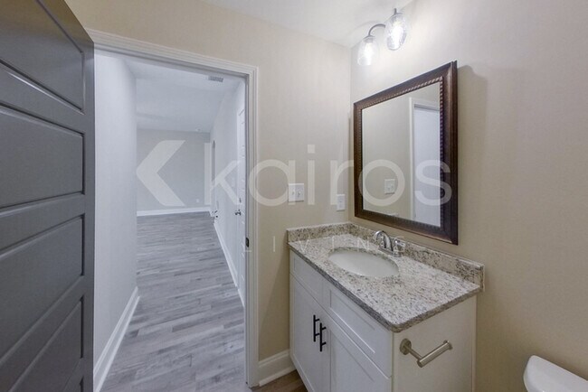 Foto del edificio - 157 Allentown Wy