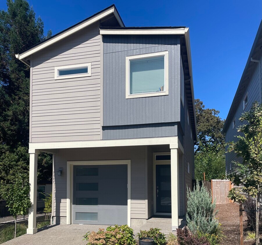 Foto principal - 7397 SW Spruce St