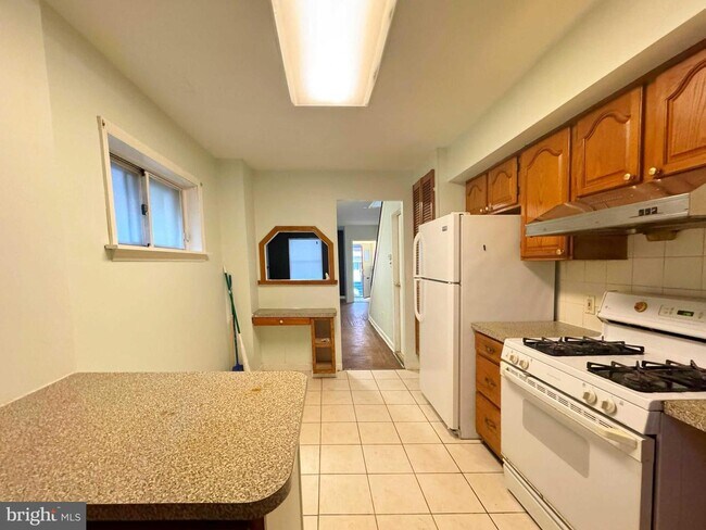 Foto del edificio - 2536 S Franklin St