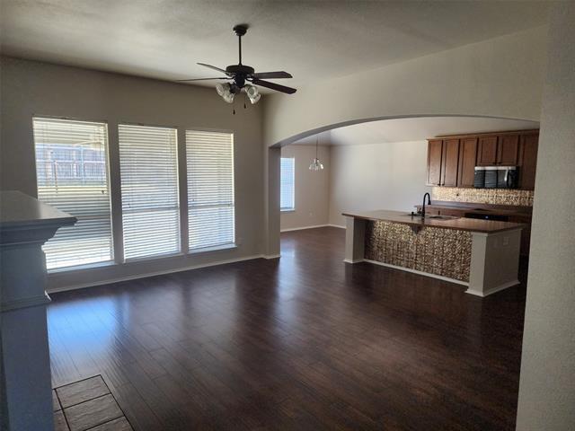 Foto del edificio - 5414 Old Blush Dr