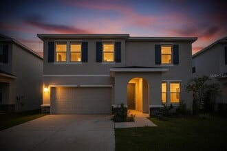 Building Photo - 2546 Warren Acrs Blvd