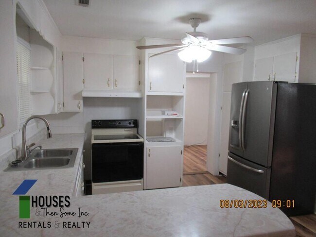 Foto del edificio - 206 Greenbriar Dr.