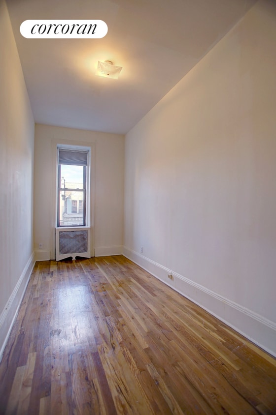 Building Photo - 128 W 81st St