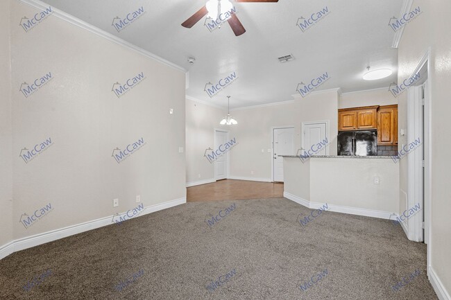 Building Photo - Great 3/2 Apartment in Alvarado!