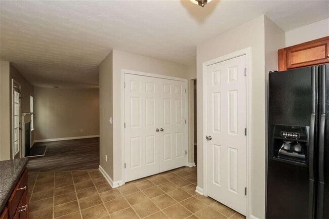 Building Photo - 6015 Kahiti Trace