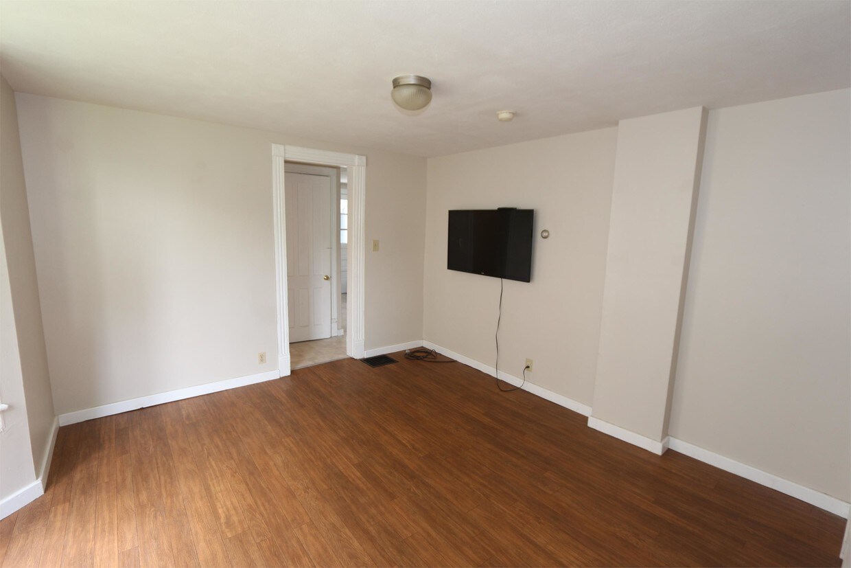 Building Photo - 19 Franklin St