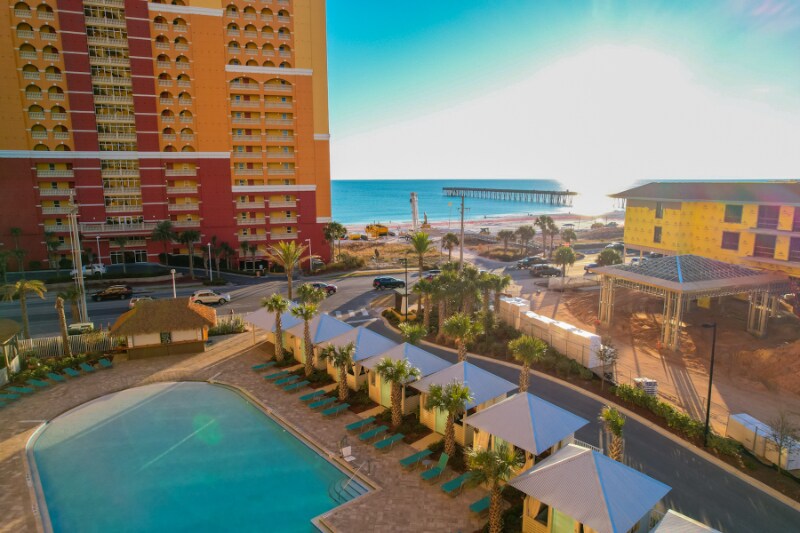 Foto principal - 15928 Front Beach Rd