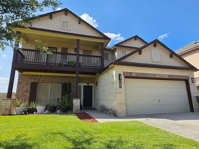 Building Photo - 302 Date Palm Dr