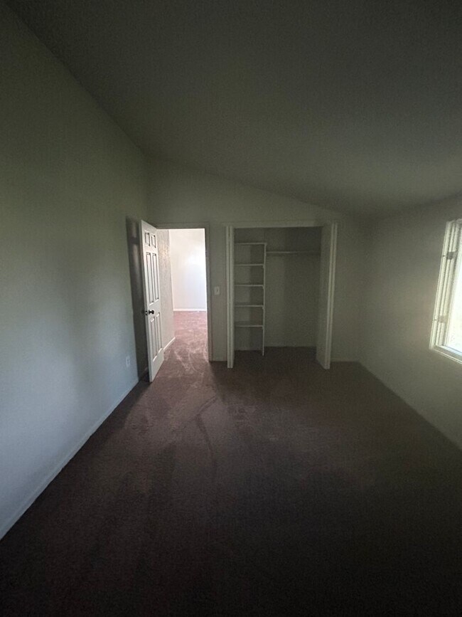 Foto del edificio - 1326 Lofton Way