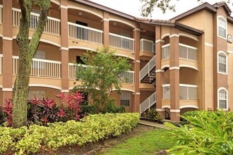 Building Photo - 13839 Fairway Island Dr