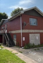 Building Photo - 100 Woodland Rd