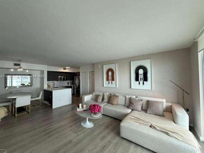 Photo - 1155 Brickell Bay Dr Apartment