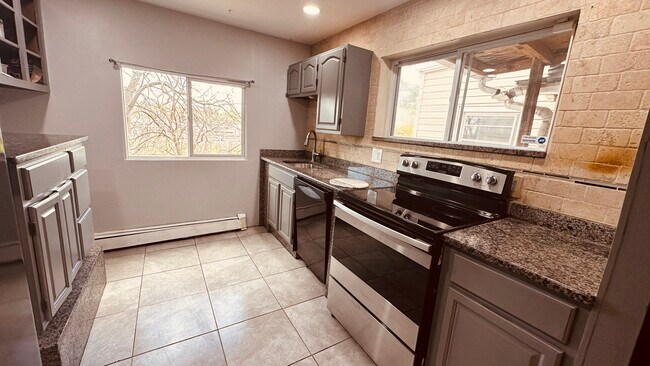 Foto del edificio - 1042 Spring Garden St