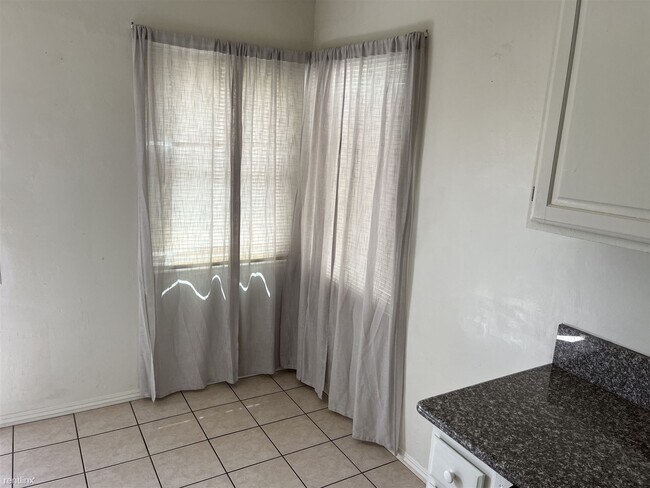 Building Photo - 3 br, 2 bath House - 1508 El Sereno Drive