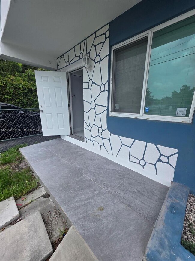Building Photo - 3177 NW 29th St