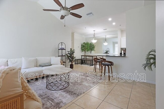 Foto del edificio - 4802 51st St W