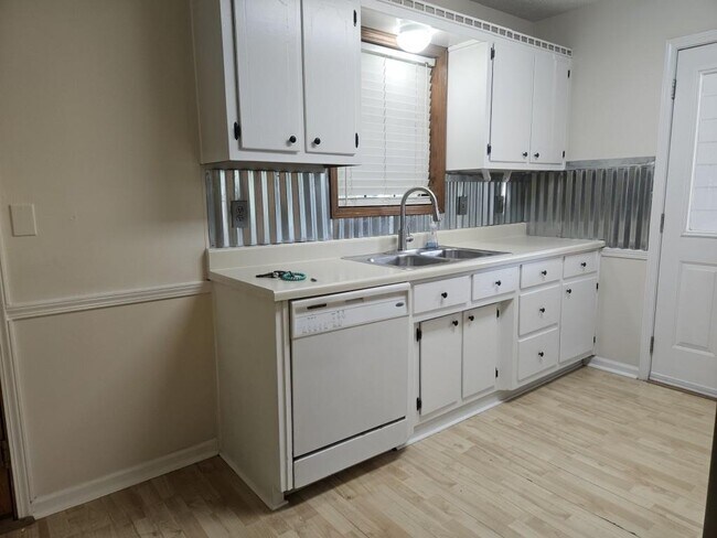 Foto del edificio - 4121 Burgundy Way