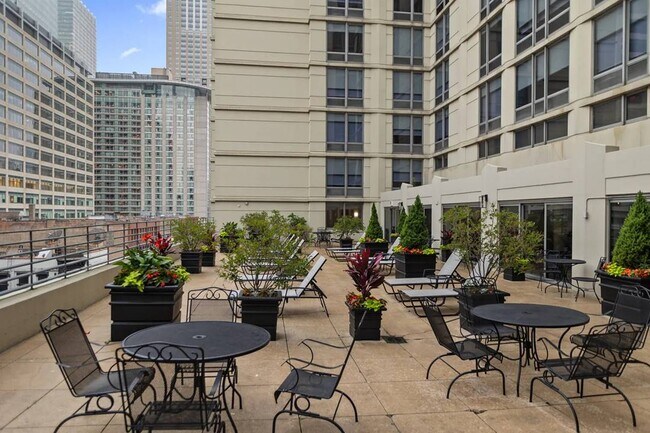 Foto del edificio - 440 N Wabash Ave