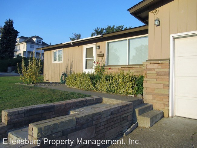 Foto del edificio - 208-210 N Poplar St