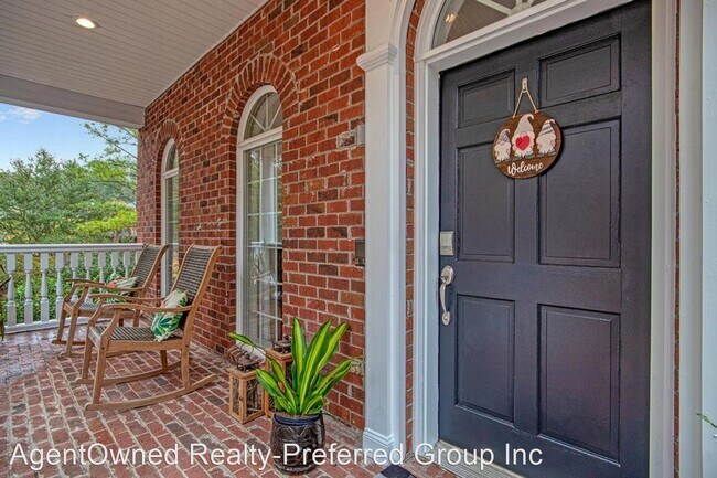 Building Photo - 5 br, 4.5 bath House - 3111 Pignatelli Cre...
