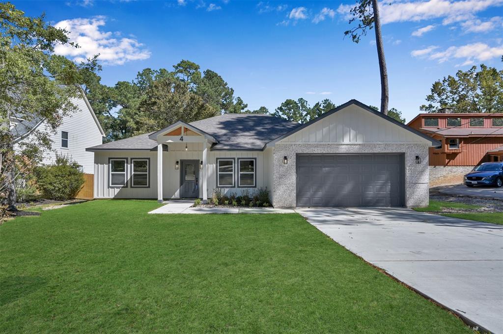 4 Hanover Ln, Panorama Village, TX 77304 House Rental in Panorama