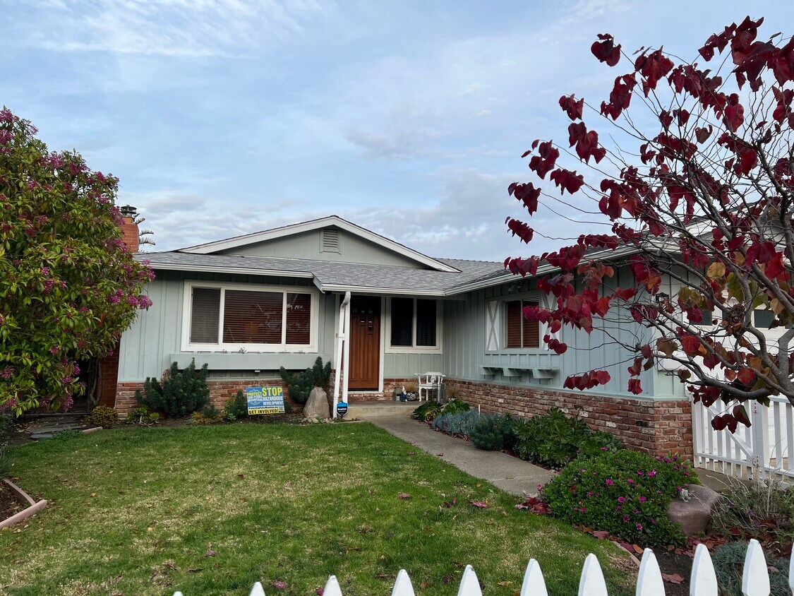 807 Standish Rd, Pacifica, CA 94044 House Rental in Pacifica, CA