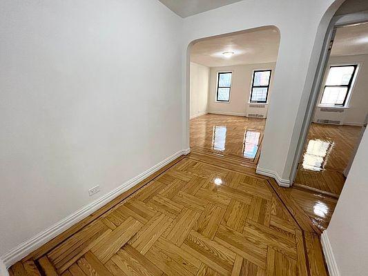 Building Photo - 1 bedroom in BRONX NY 10457