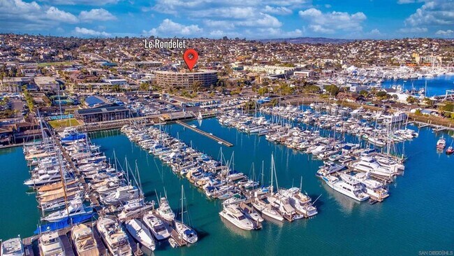 Foto del edificio - Live at Le Rondelet - Two Bedrooms and Views!