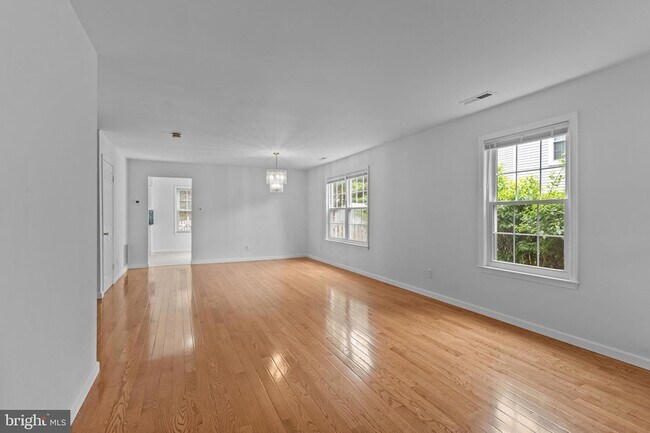 Foto del edificio - 14 Aster Way
