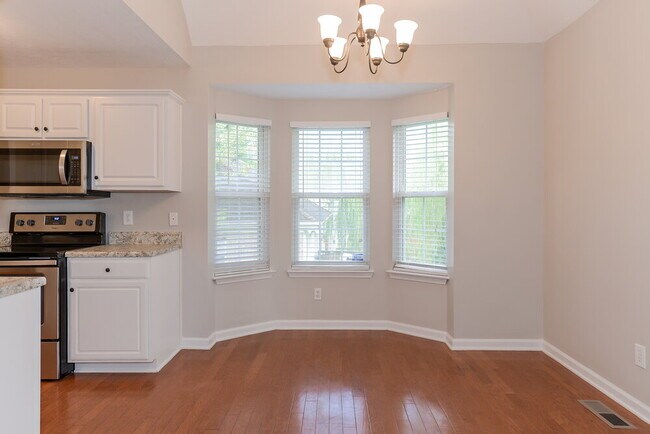 Foto del edificio - 504 Parrish Way