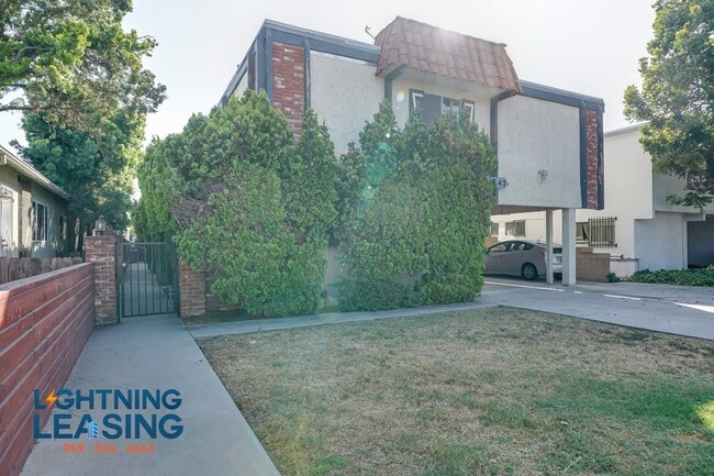 Building Photo - 3648 Vinton Ave