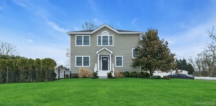 Building Photo - 300 Fiddler Ln