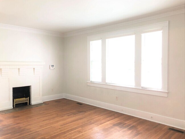 Foto del edificio - 516 E 48th St