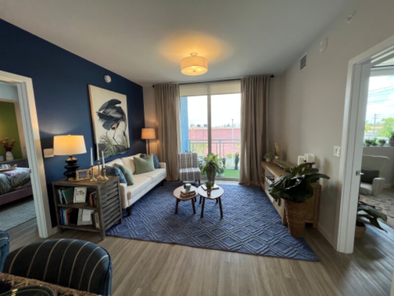 Foto principal - 3000 W 16th Ave