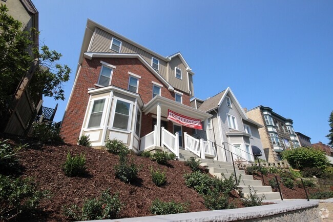 Building Photo - 816 S Negley Ave