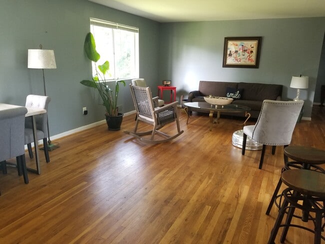 Living Room /Dining - 811 Whittington Ter