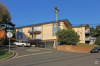 Building Photo - 1400 Yuba Ave