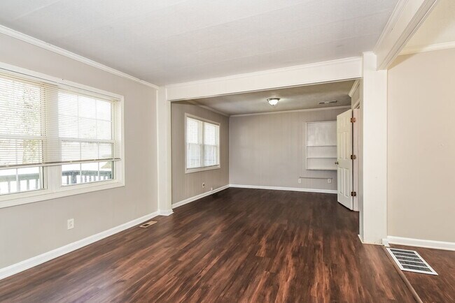 Foto del edificio - 1165 Wisteria Dr SW