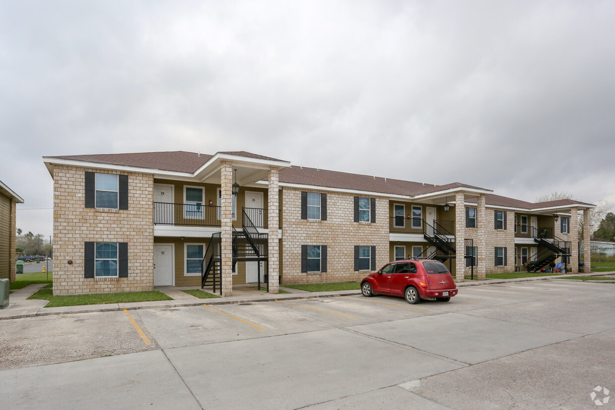 Primary Photo - First Street Apartments