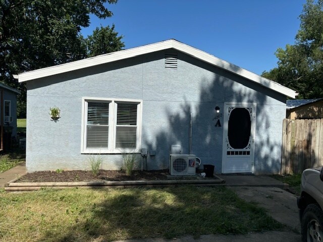 Primary Photo - 14202 Denver Rd