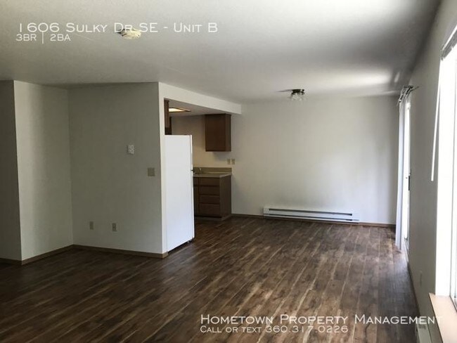 Building Photo - 3 bedroom in Lacey WA 98503