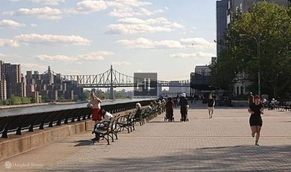 Foto del edificio - 85 E East End Ave