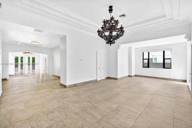 Foto del edificio - 4575 Post Ave