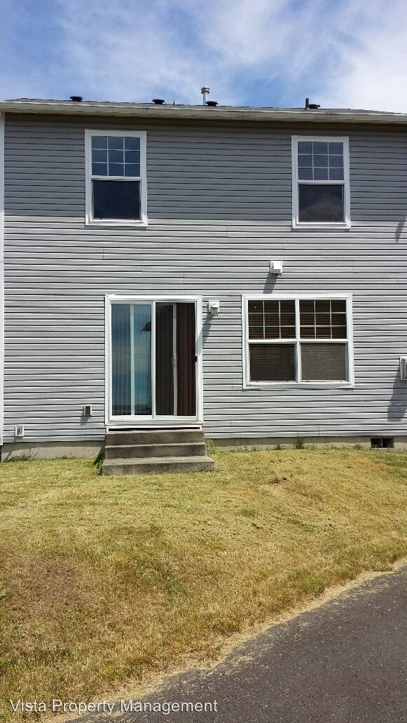 Building Photo - 3 br, 2.5 bath House - 7817  147th St E