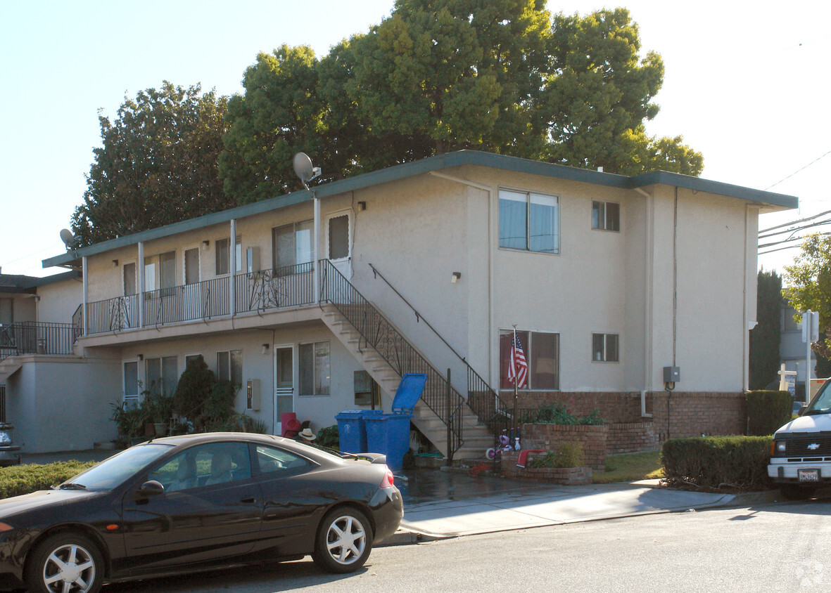 Primary Photo - 2141 Fruitdale Ave