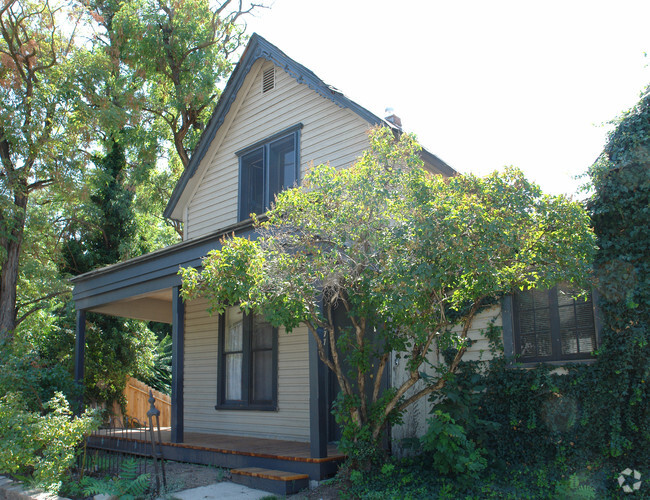 Building Photo - Warm Springs Apartments