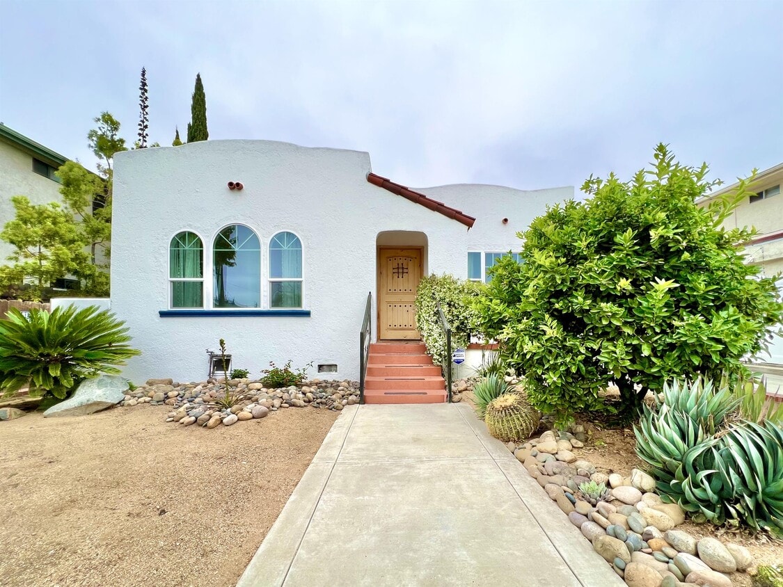 4478 Bancroft St, San Diego, CA 92116 House Rental in San Diego, CA