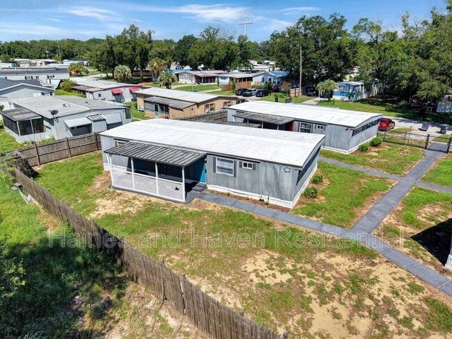 Building Photo - 26 Forest Dr